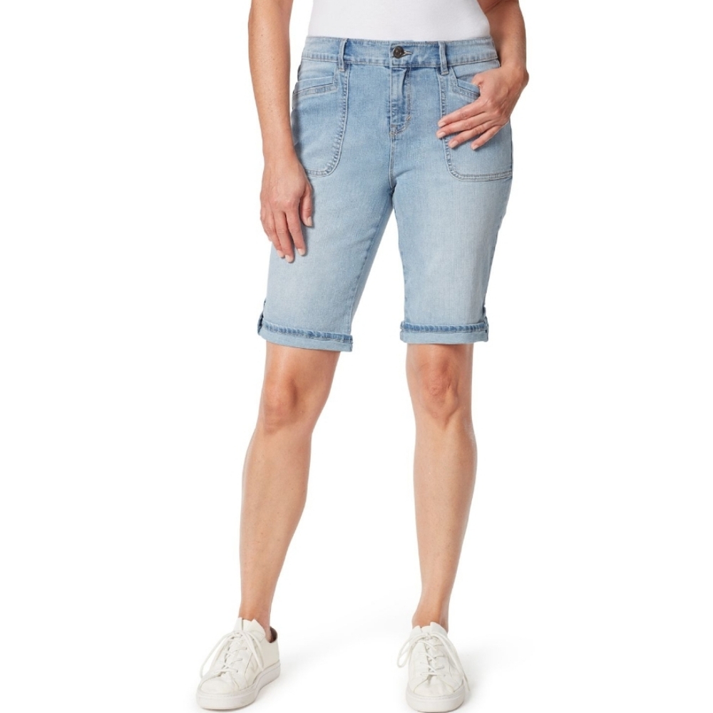 Gloria Vanderbilt Light Wash Jean Bermuda Shorts